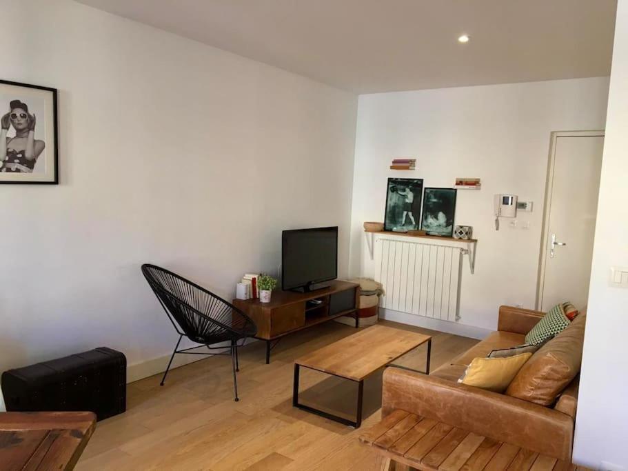 "Euzet" Joli Appartement A 2 Pas Du Centre Ville Sete Exterior photo
